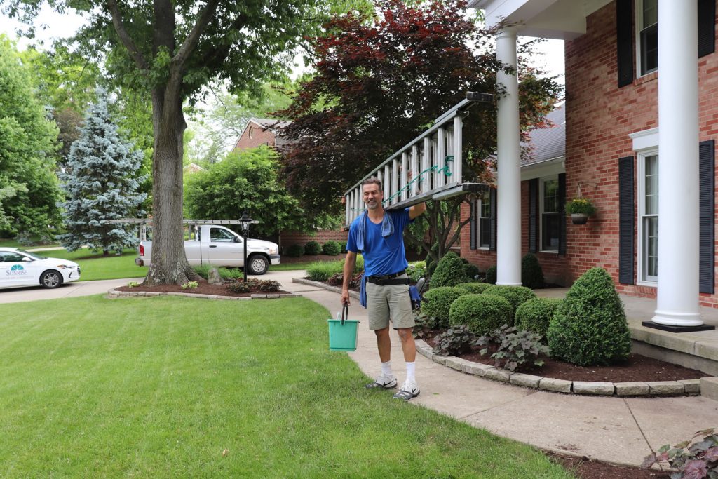 Carrying a Ladder - Window Cleaning