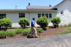 Jerry Robbins - Measuring for Gutter Glove