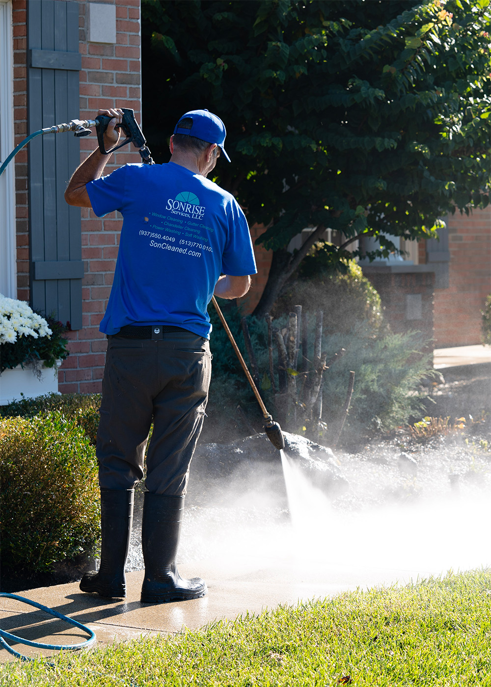 Pressure Washing: Concrete, Brick & Pavers